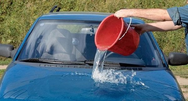 Где можно и где нельзя мыть автомобиль по закону ПДДюрист