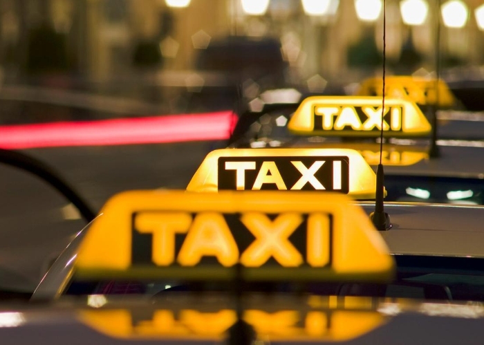 Как оформить и сколько стоит лицензия на такси ПДДюрист